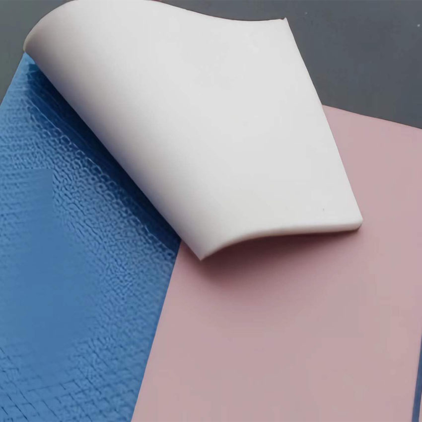 Thermal conductive silicone sheet